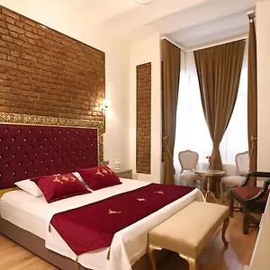 hutsuite-hotel.istanbul-turkeyhotels.com/